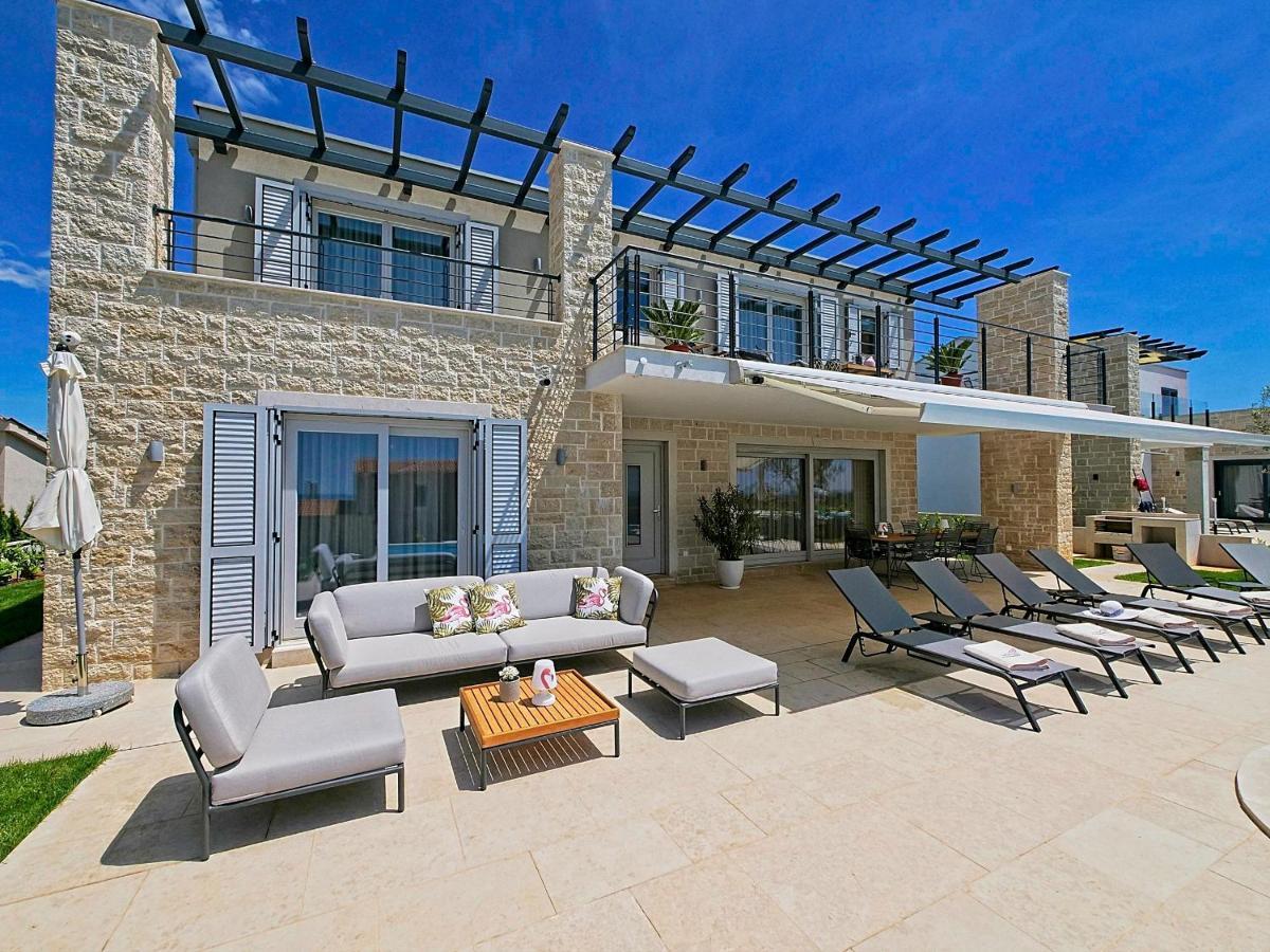 Villa Flamingo Kastelir Ngoại thất bức ảnh