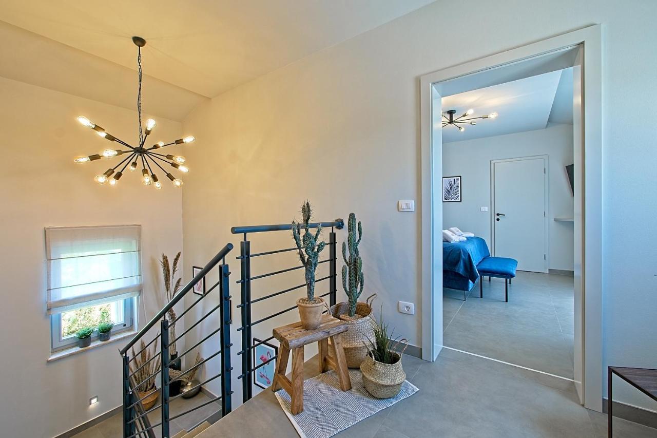 Villa Flamingo Kastelir Ngoại thất bức ảnh